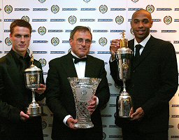 «Игрок года АПЛ в 2004 году»
